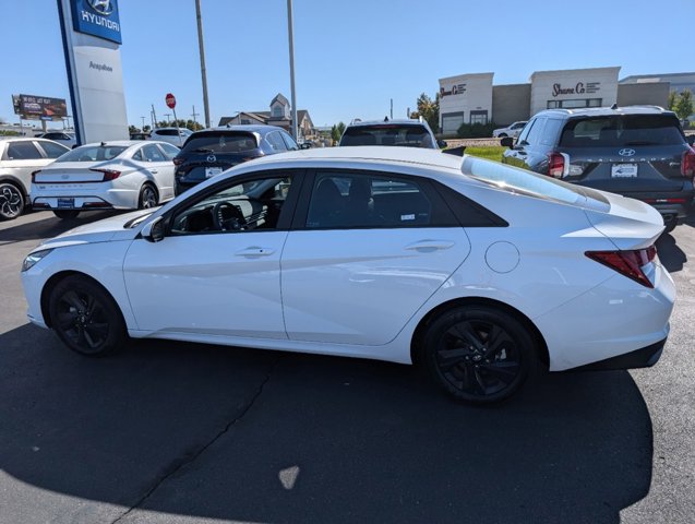 2023 Hyundai Elantra Hybrid Blue 8