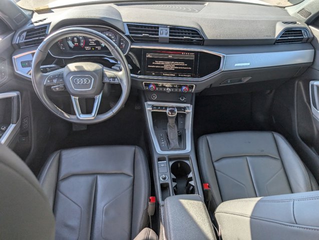 2024 Audi Q3 S line Premium 25