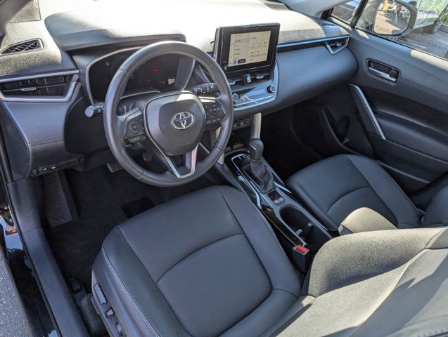 2024 Toyota Corolla Cross XLE 14