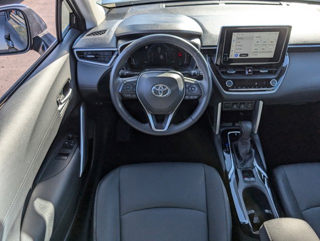 2024 Toyota Corolla Cross XLE 23