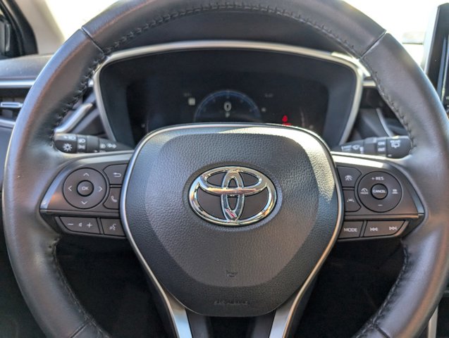 2024 Toyota Corolla Cross XLE 27