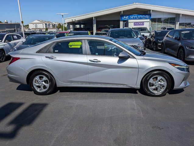 2021 Hyundai Elantra SE 4