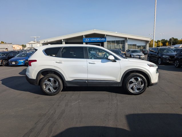 2021 Hyundai Santa Fe SE 4