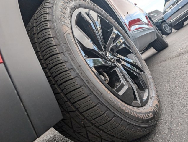 2022 Volkswagen Atlas 3.6L V6 SE w/Technology 9