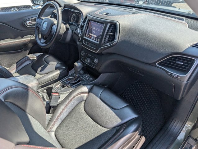 2019 Jeep Cherokee Trailhawk 13