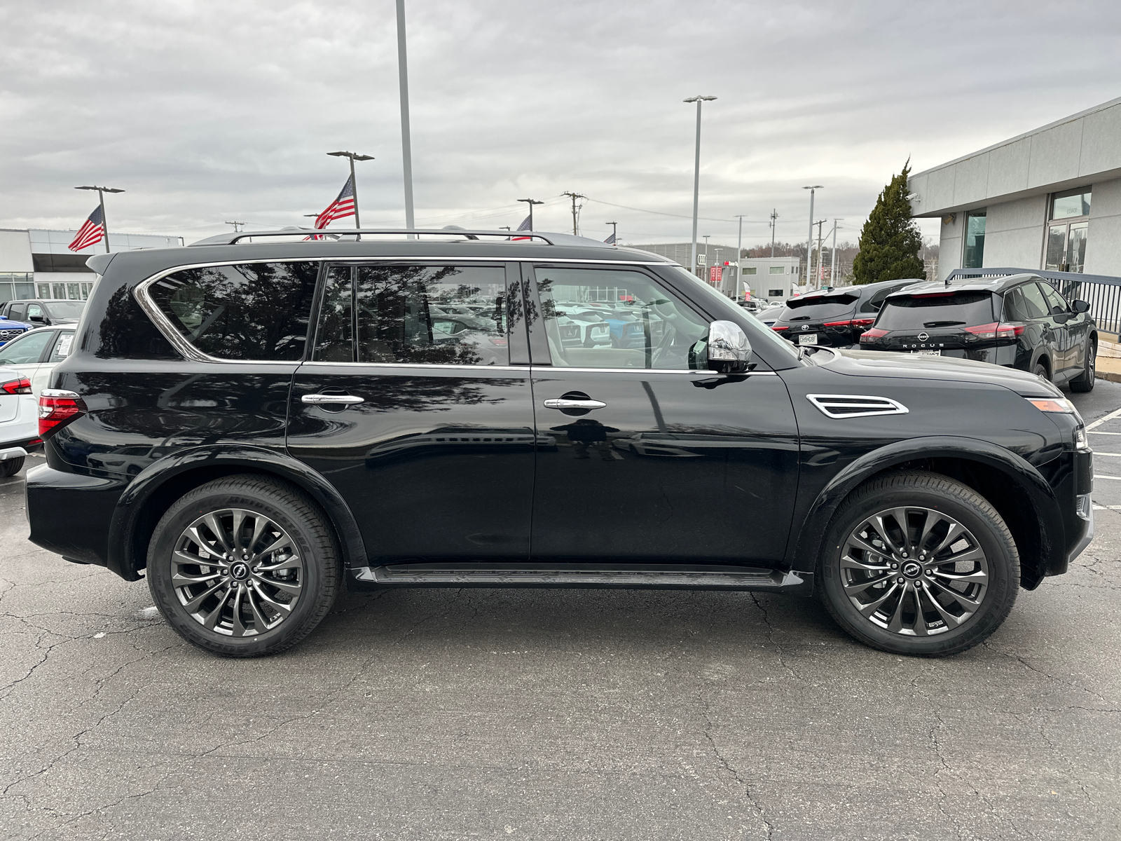 2024 Nissan Armada Platinum 6