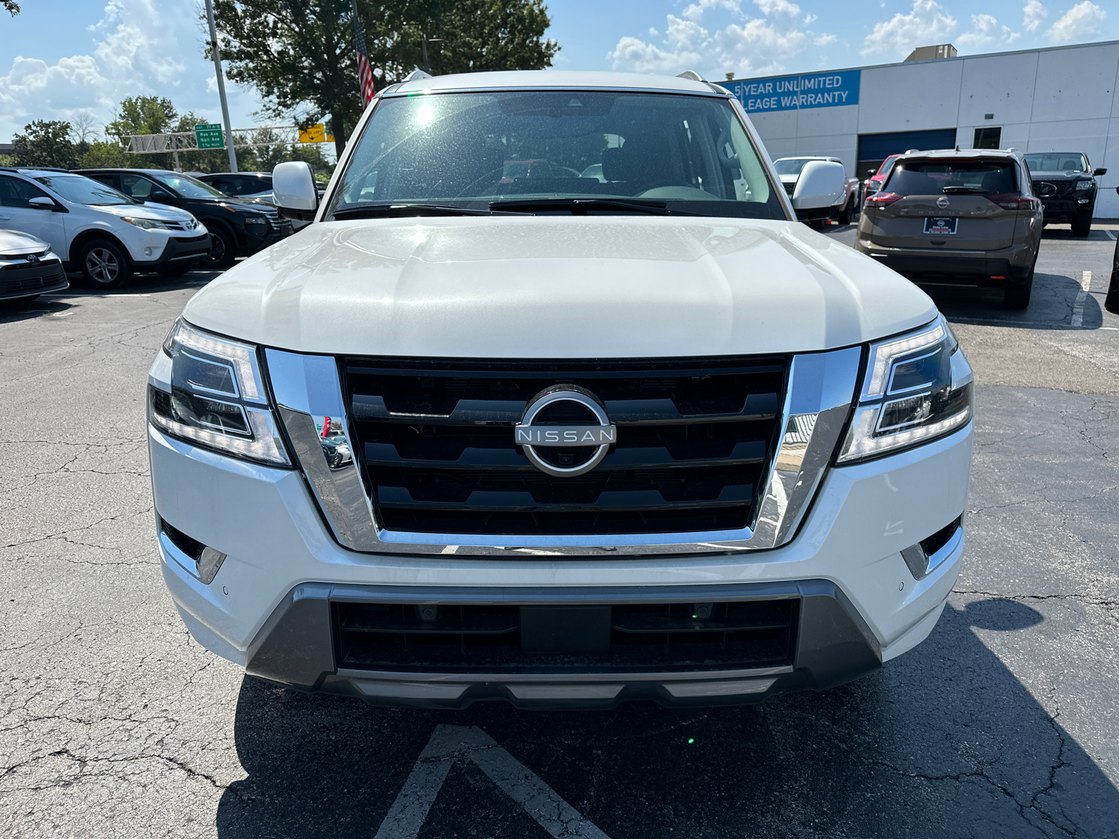 2024 Nissan Armada SL 3