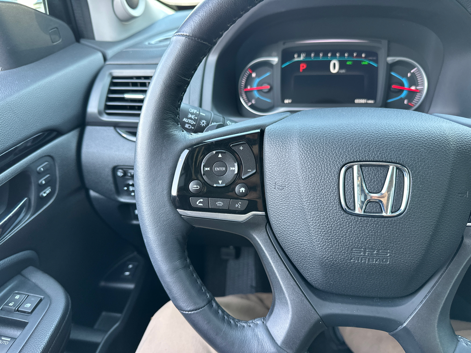 2020 Honda Pilot Elite 42