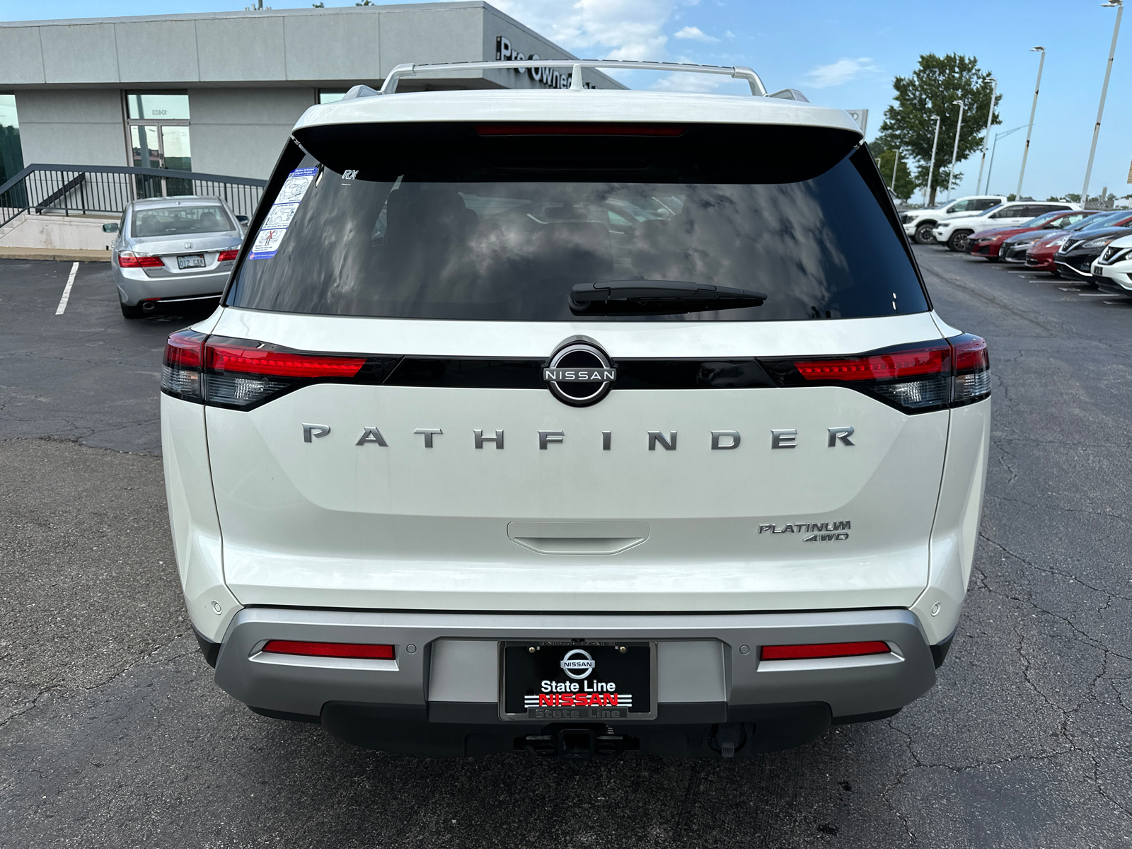 2024 Nissan Pathfinder Platinum 7