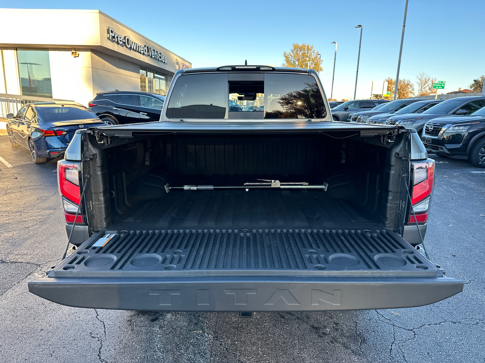 2024 Nissan Titan PRO-4X 9