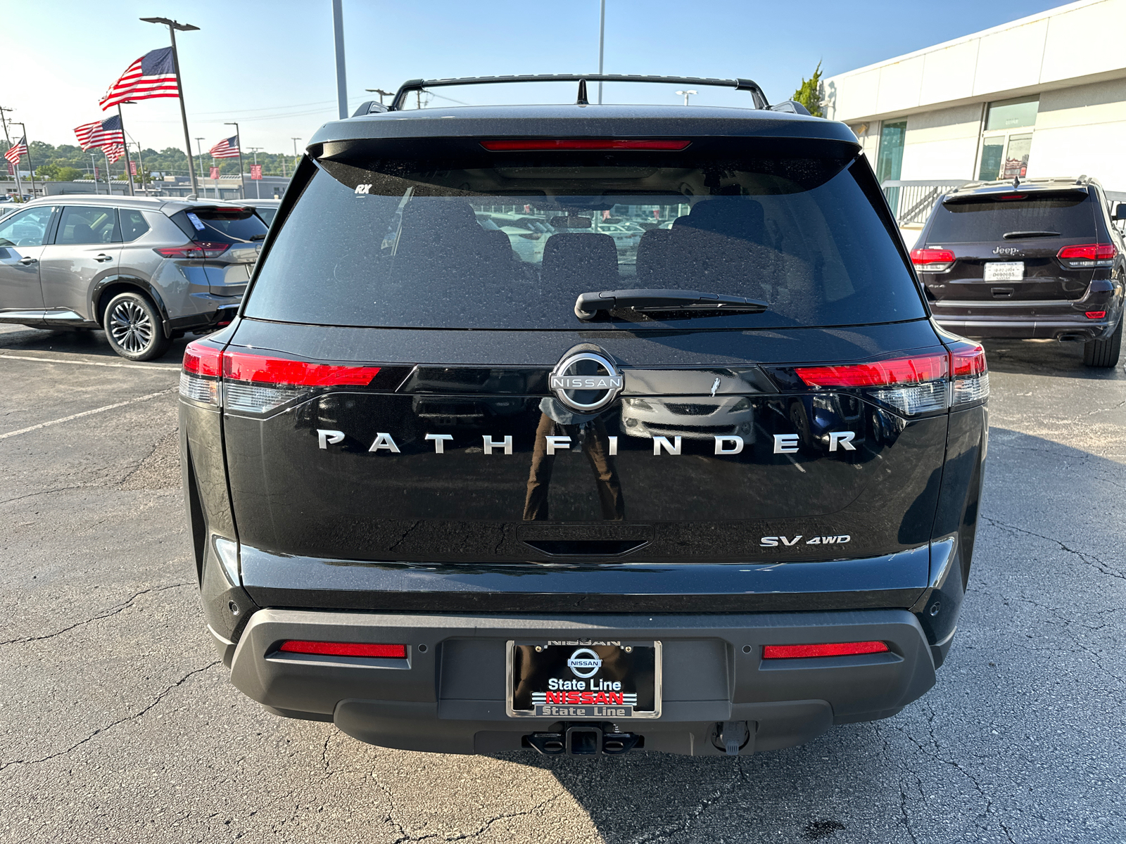 2024 Nissan Pathfinder SV 7