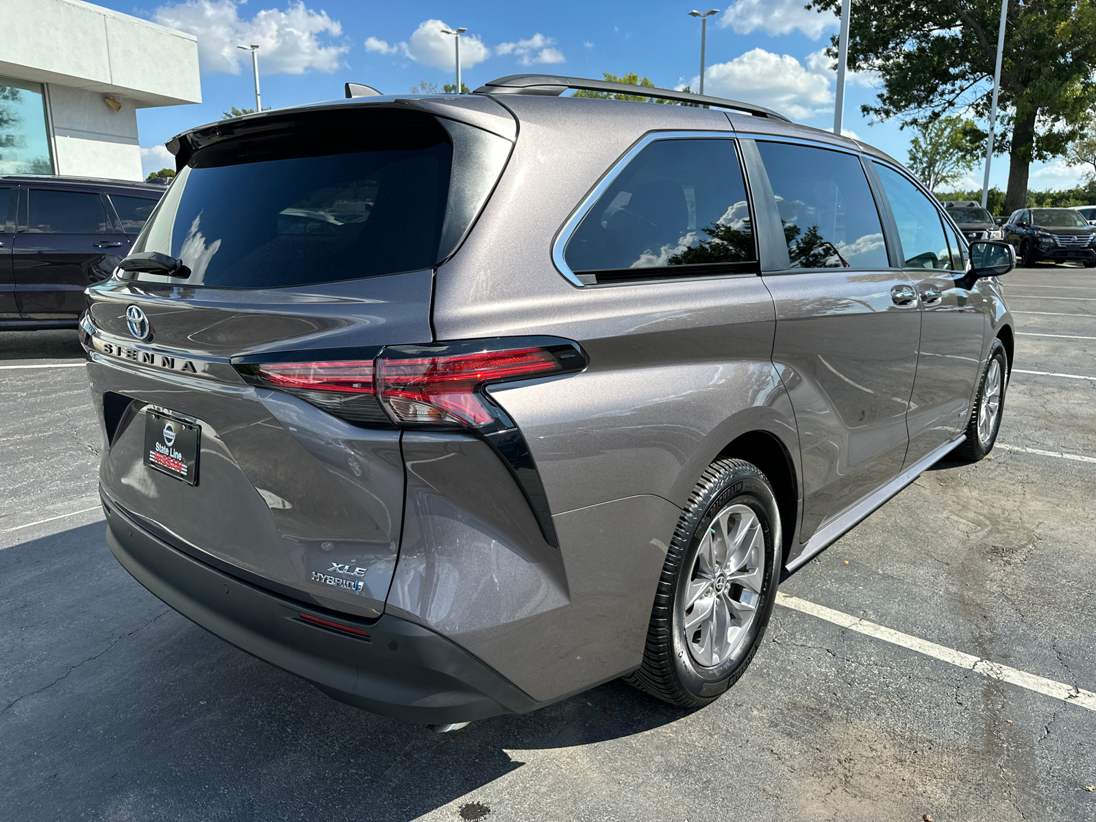 2021 Toyota Sienna XLE 6