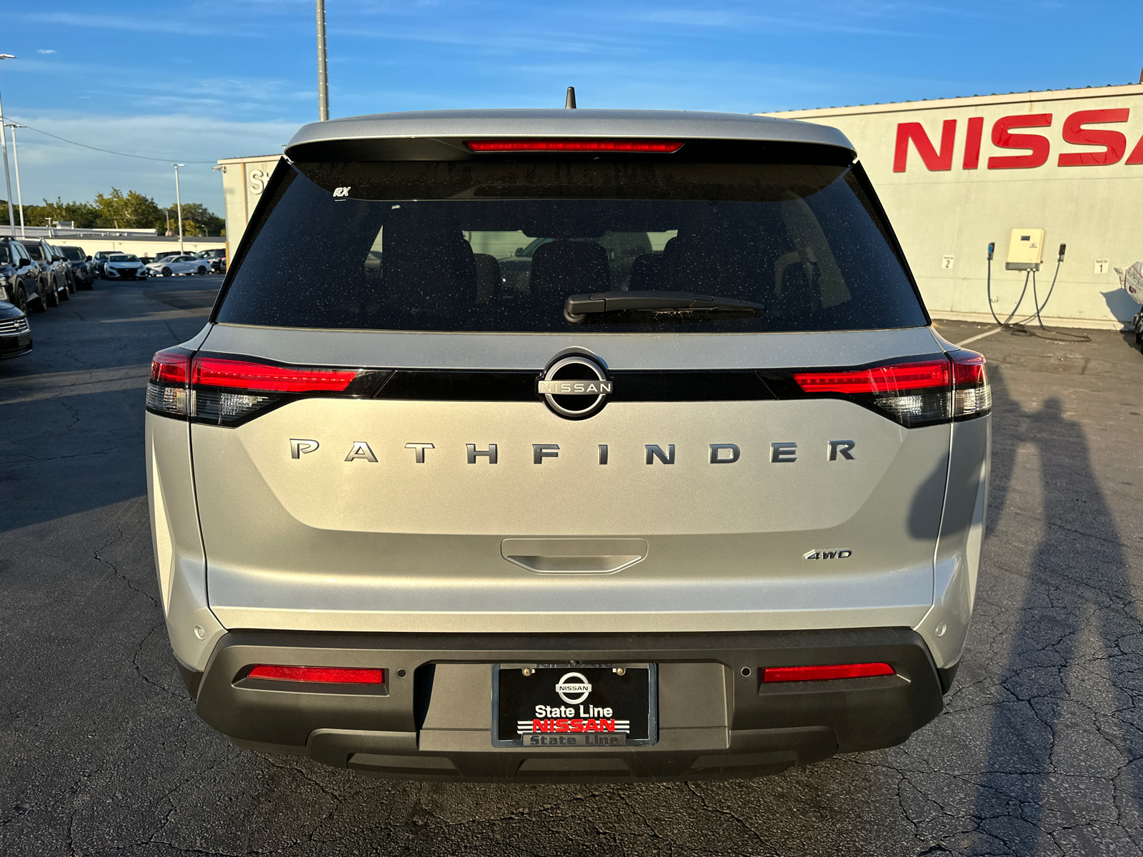 2024 Nissan Pathfinder S 7