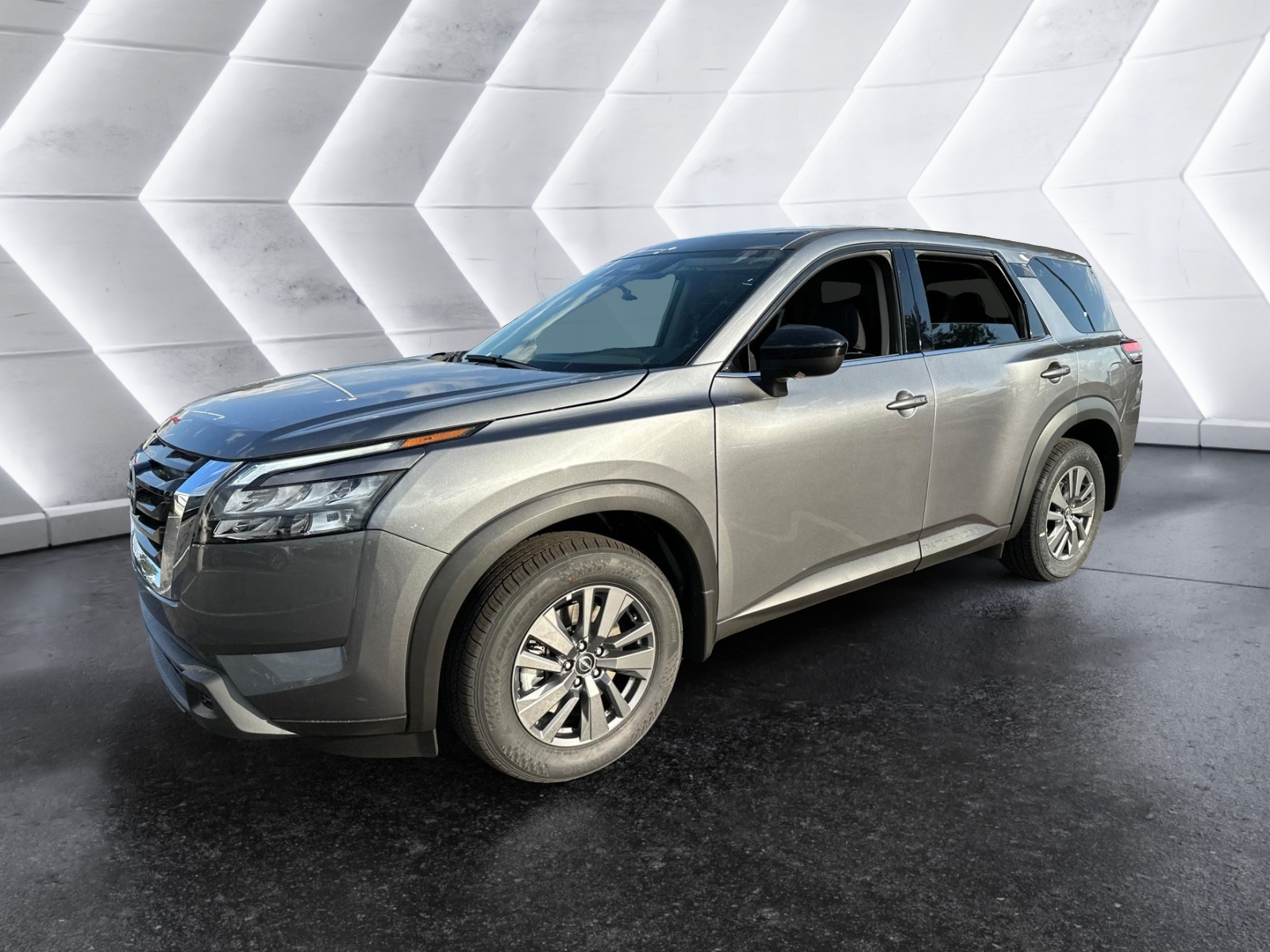 2024 Nissan Pathfinder S 1