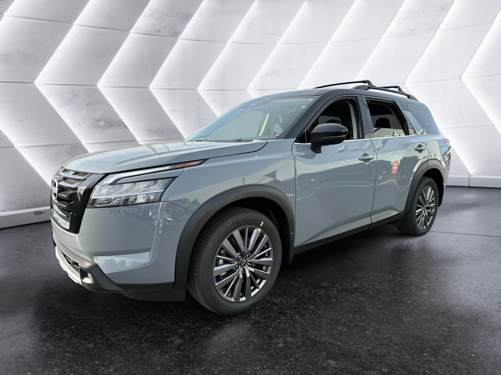 2024 Nissan Pathfinder SL 1