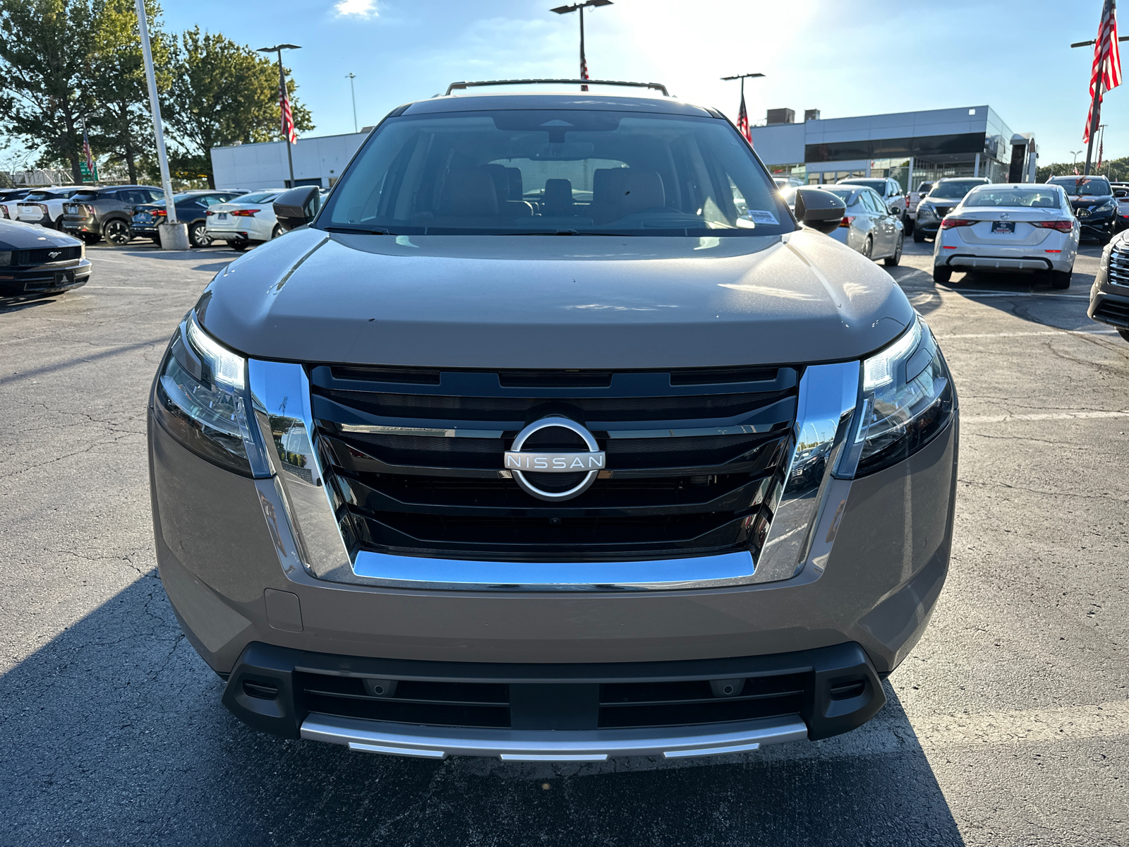 2024 Nissan Pathfinder Platinum 3