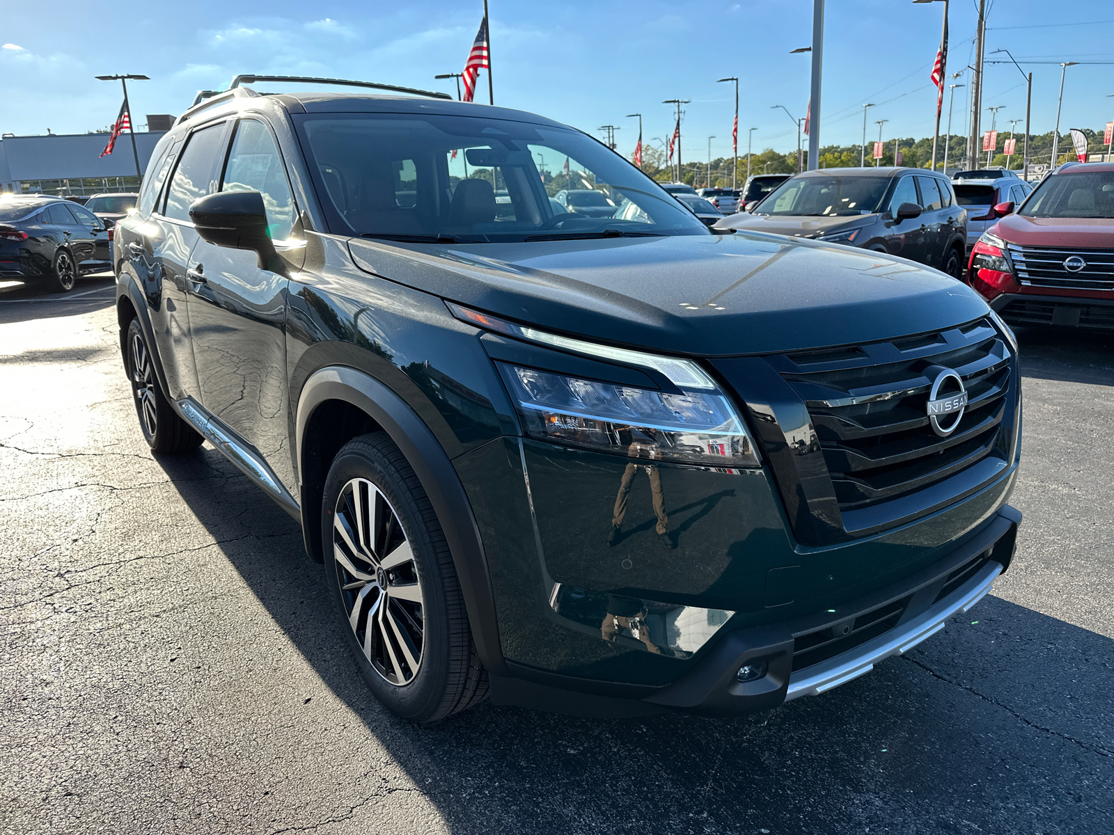 2024 Nissan Pathfinder Platinum 4