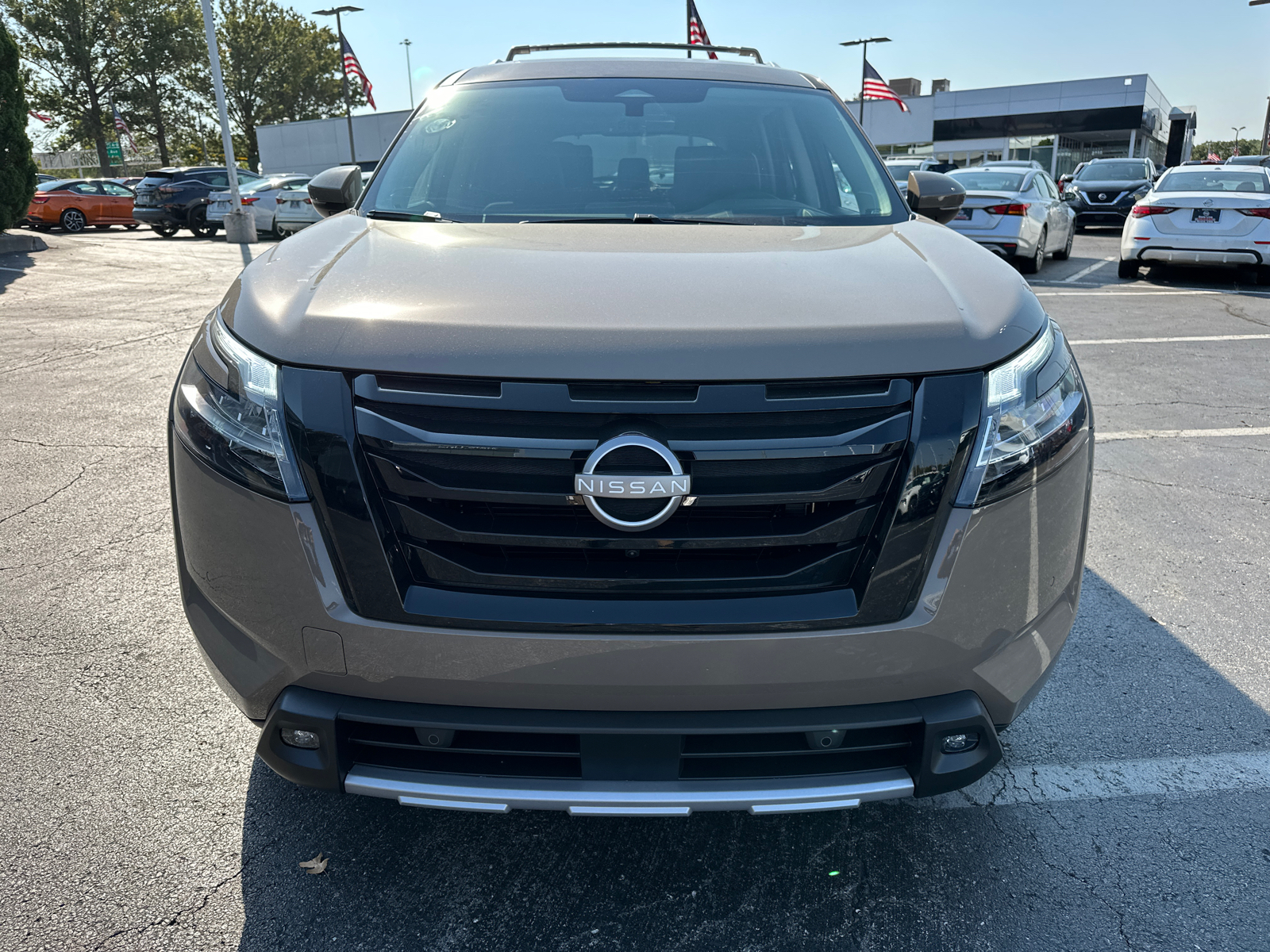 2024 Nissan Pathfinder Platinum 3