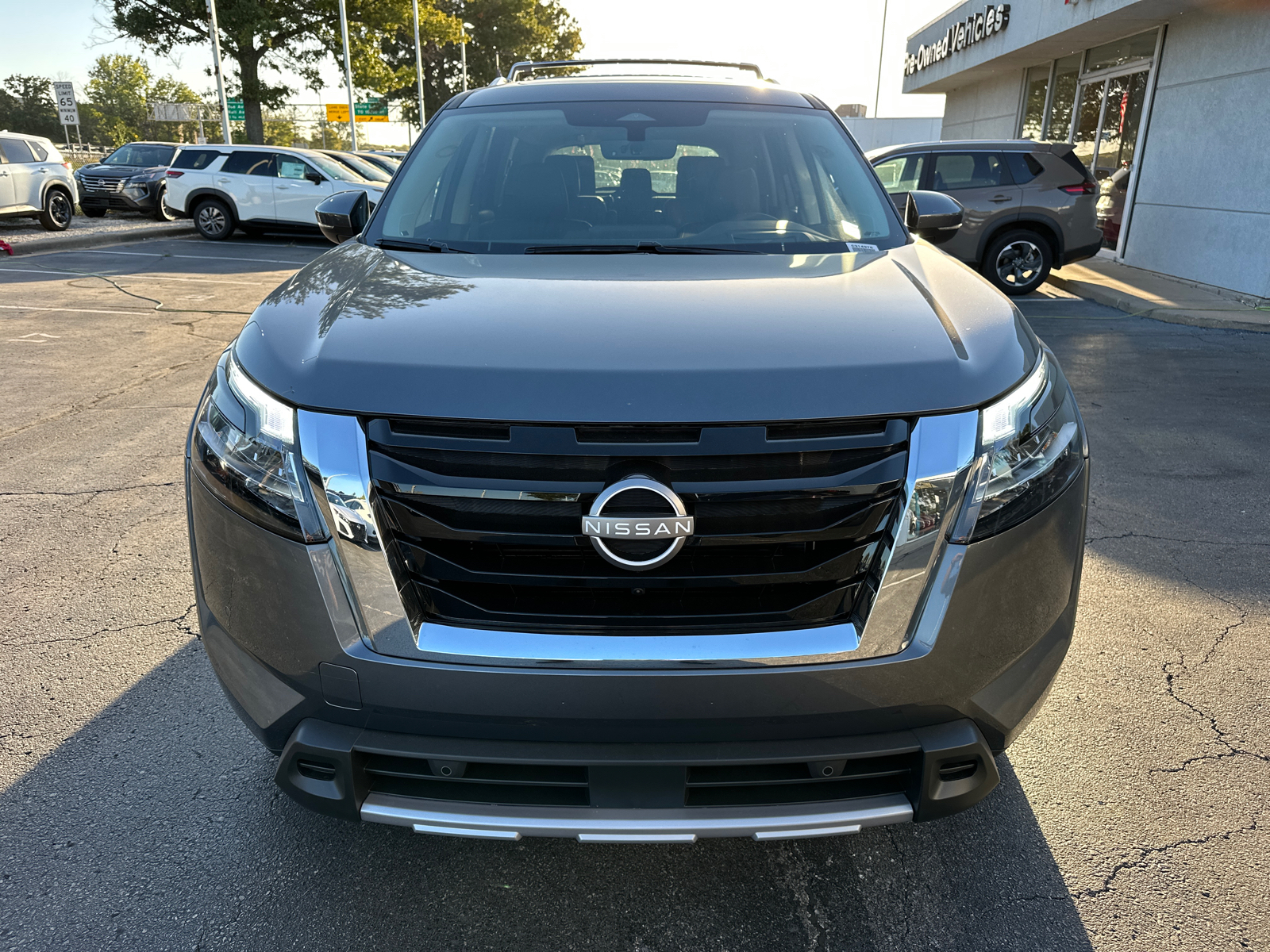 2024 Nissan Pathfinder Platinum 3