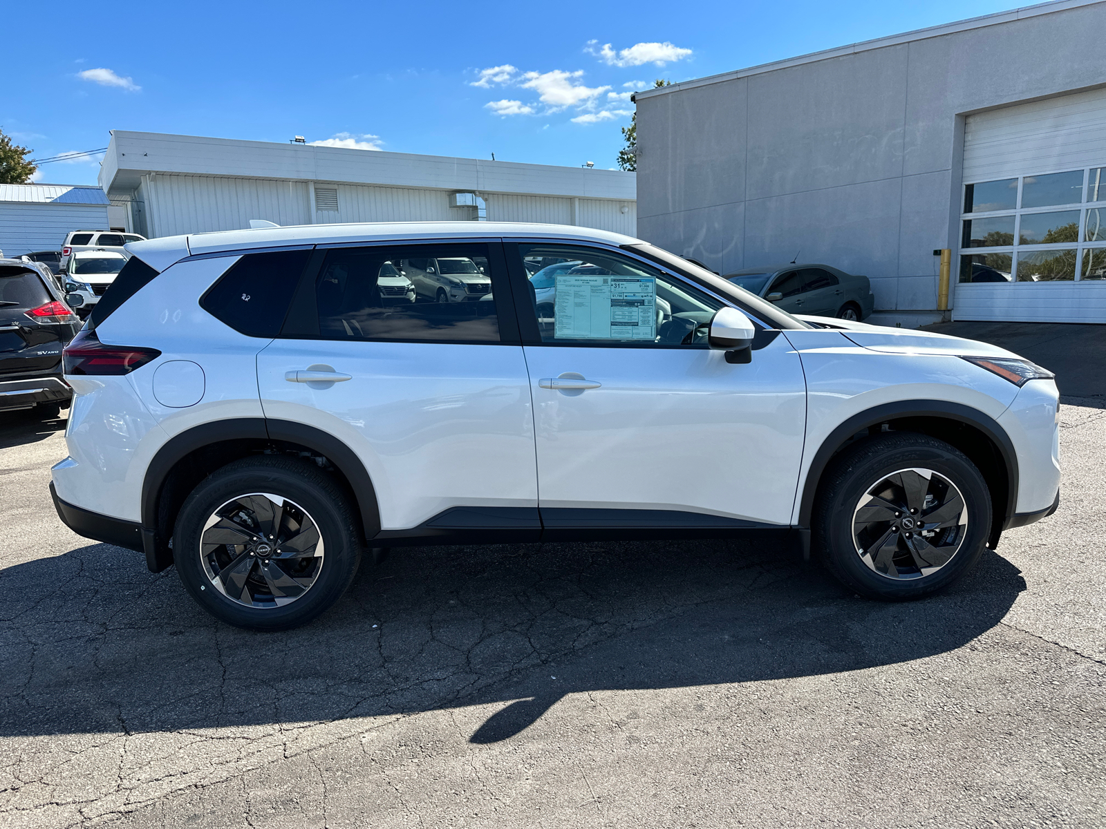 2025 Nissan Rogue SV 5