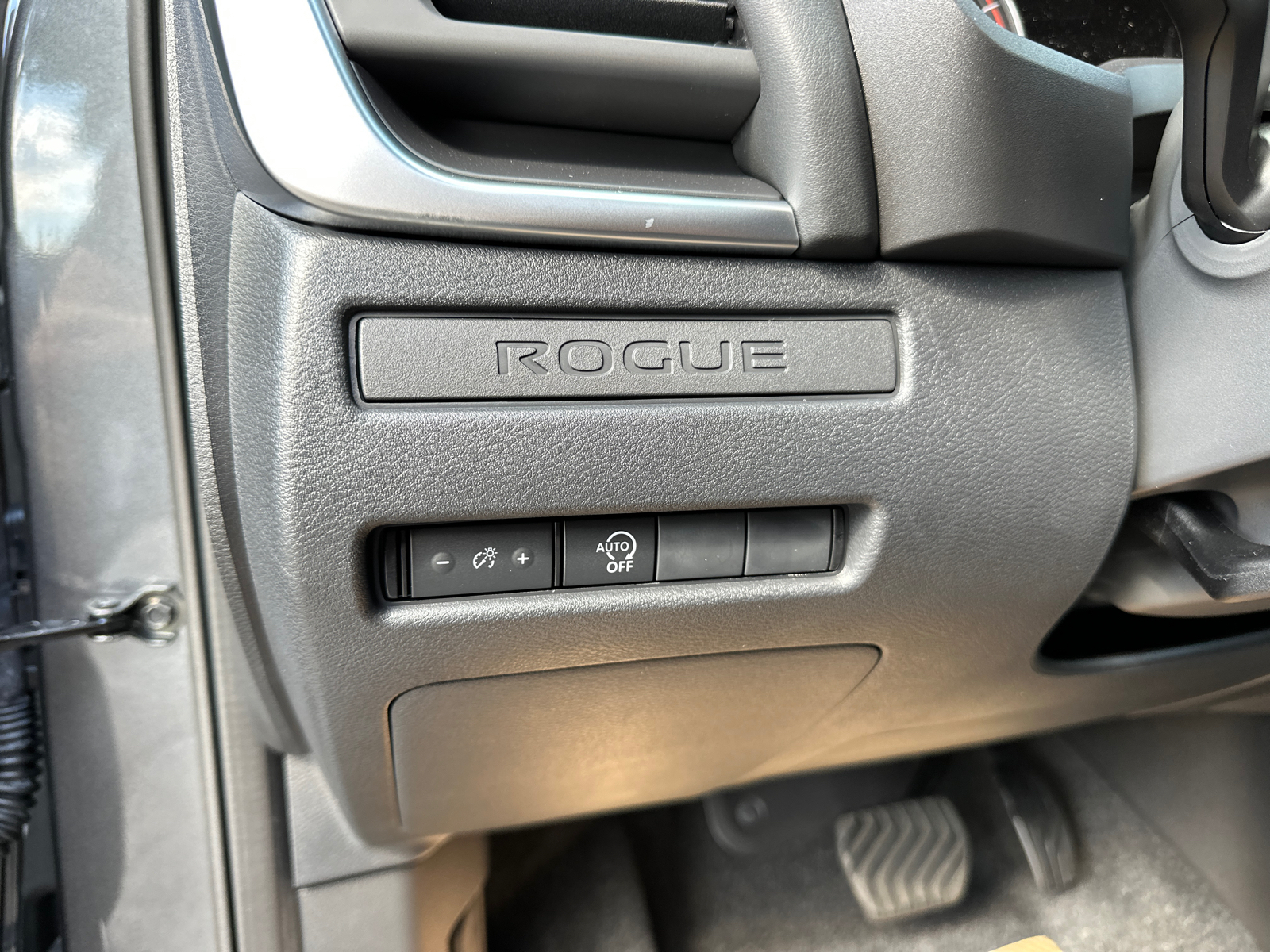 2025 Nissan Rogue S 35