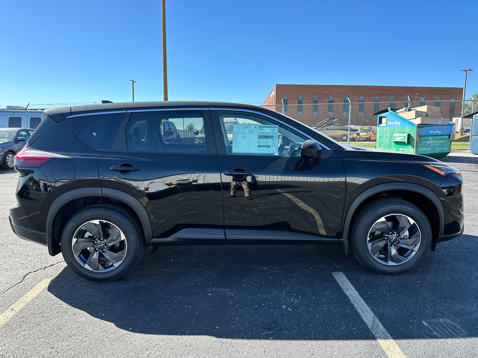 2025 Nissan Rogue SV 5