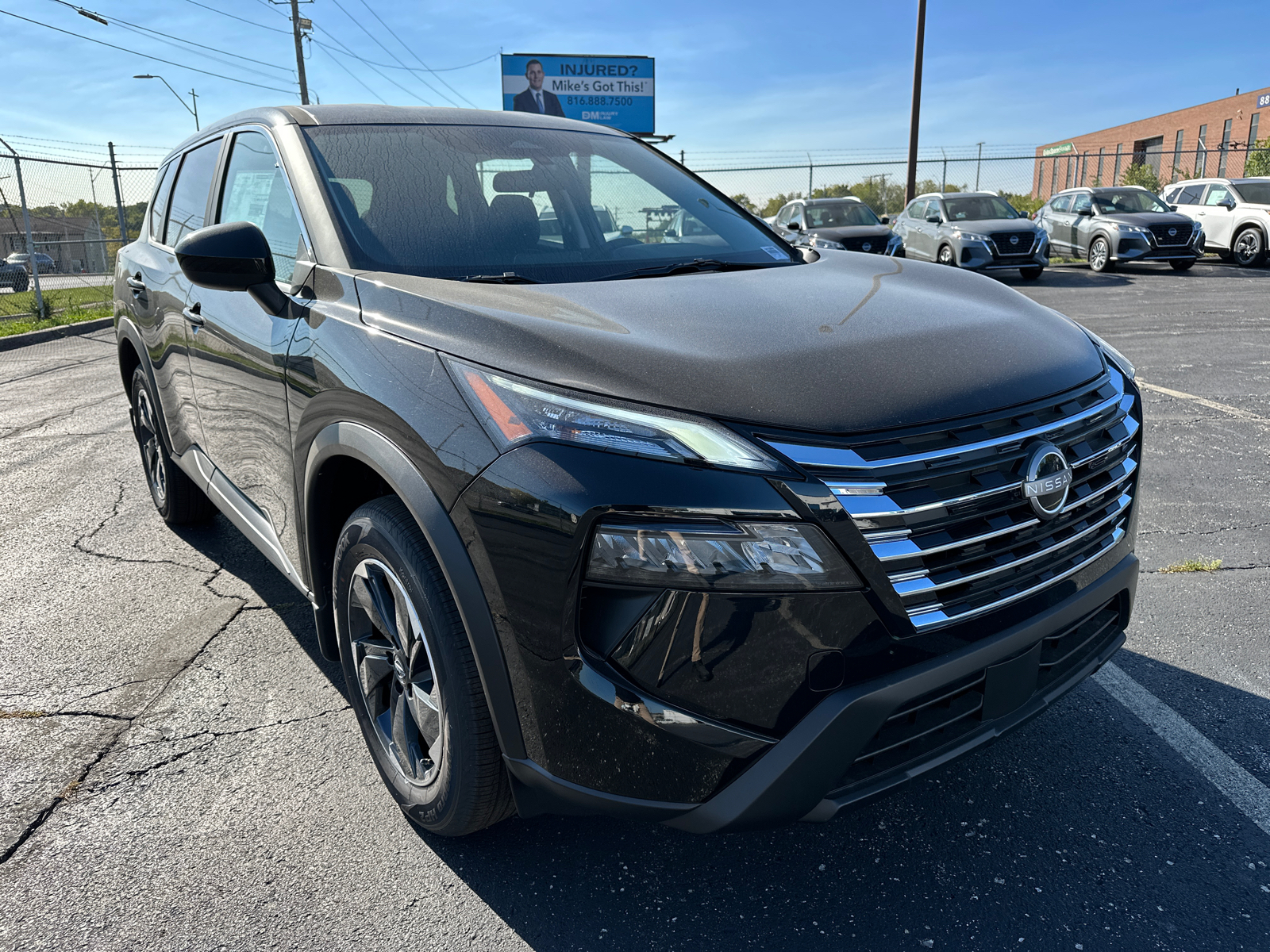 2025 Nissan Rogue SV 4