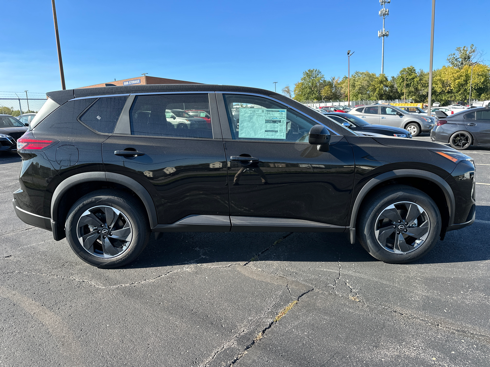 2025 Nissan Rogue SV 5