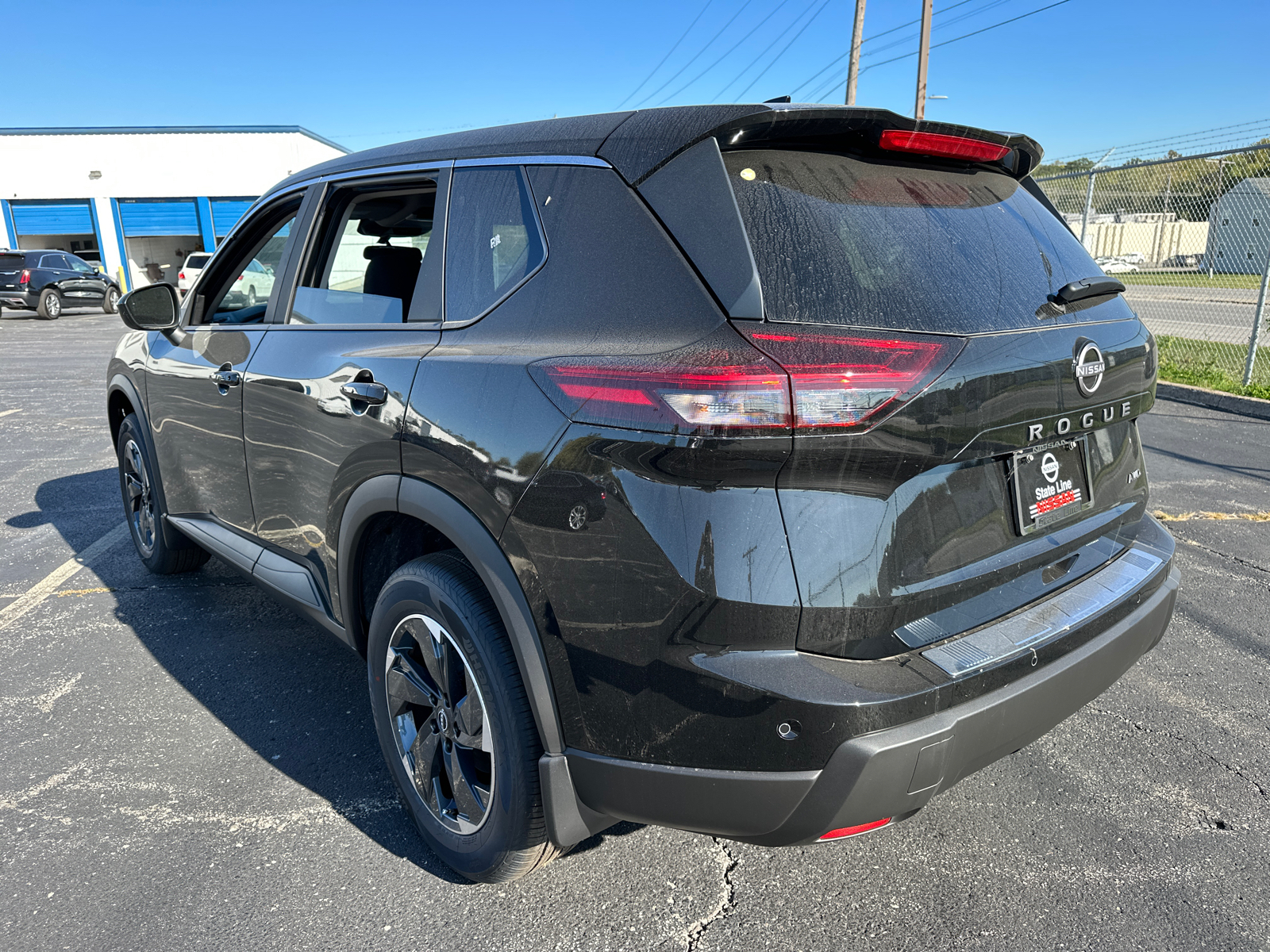 2025 Nissan Rogue SV 8