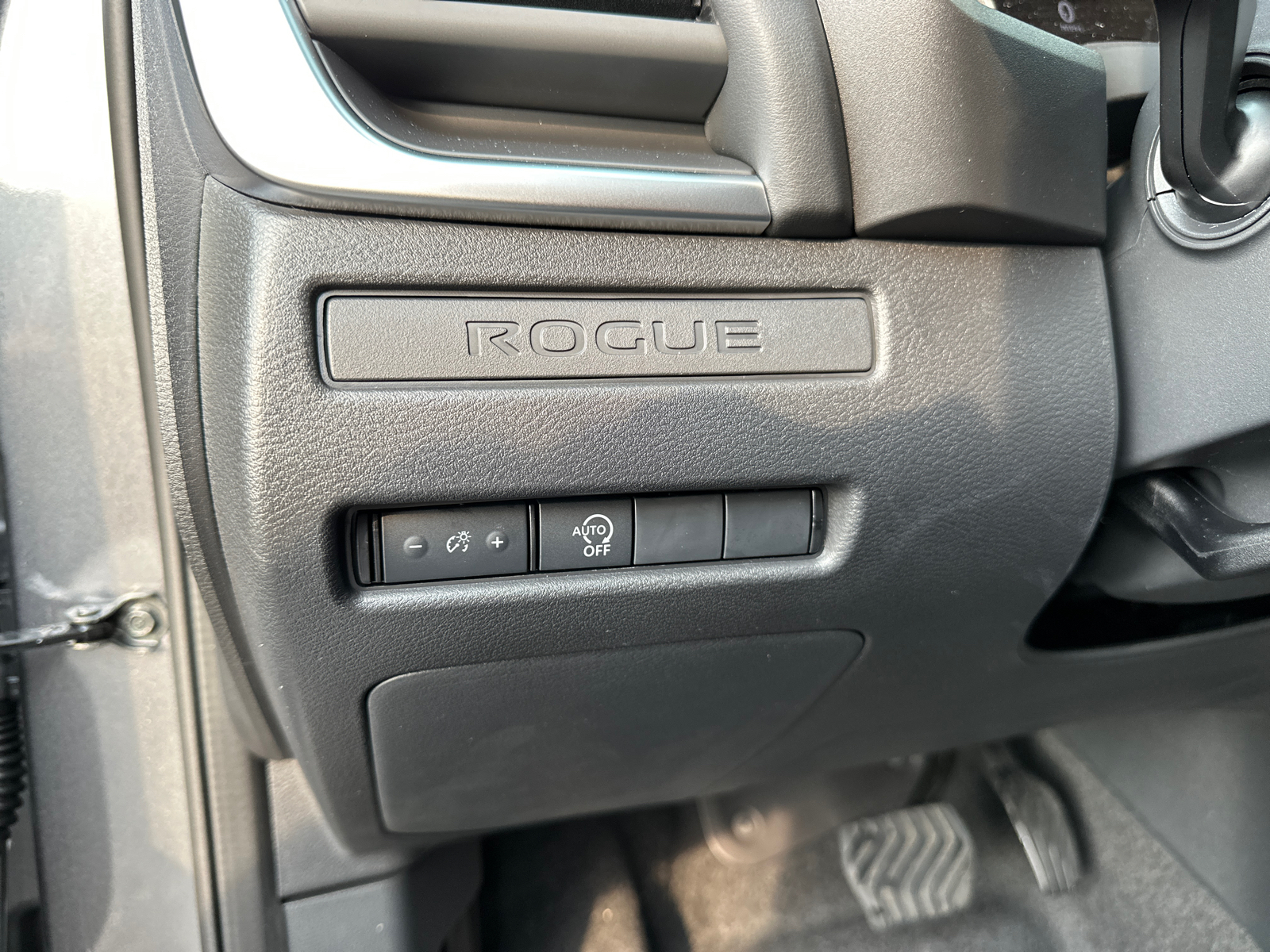 2024 Nissan Rogue S 35