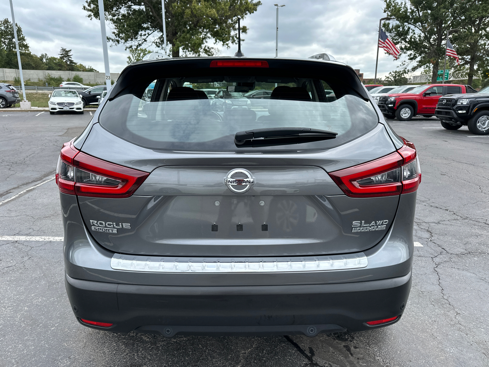 2022 Nissan Rogue Sport SL 7