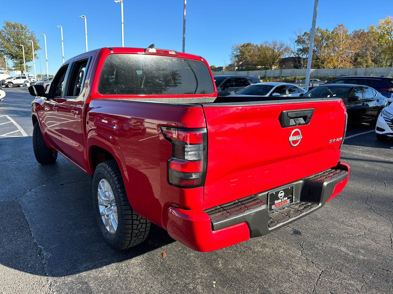 2023 Nissan Frontier SV 8