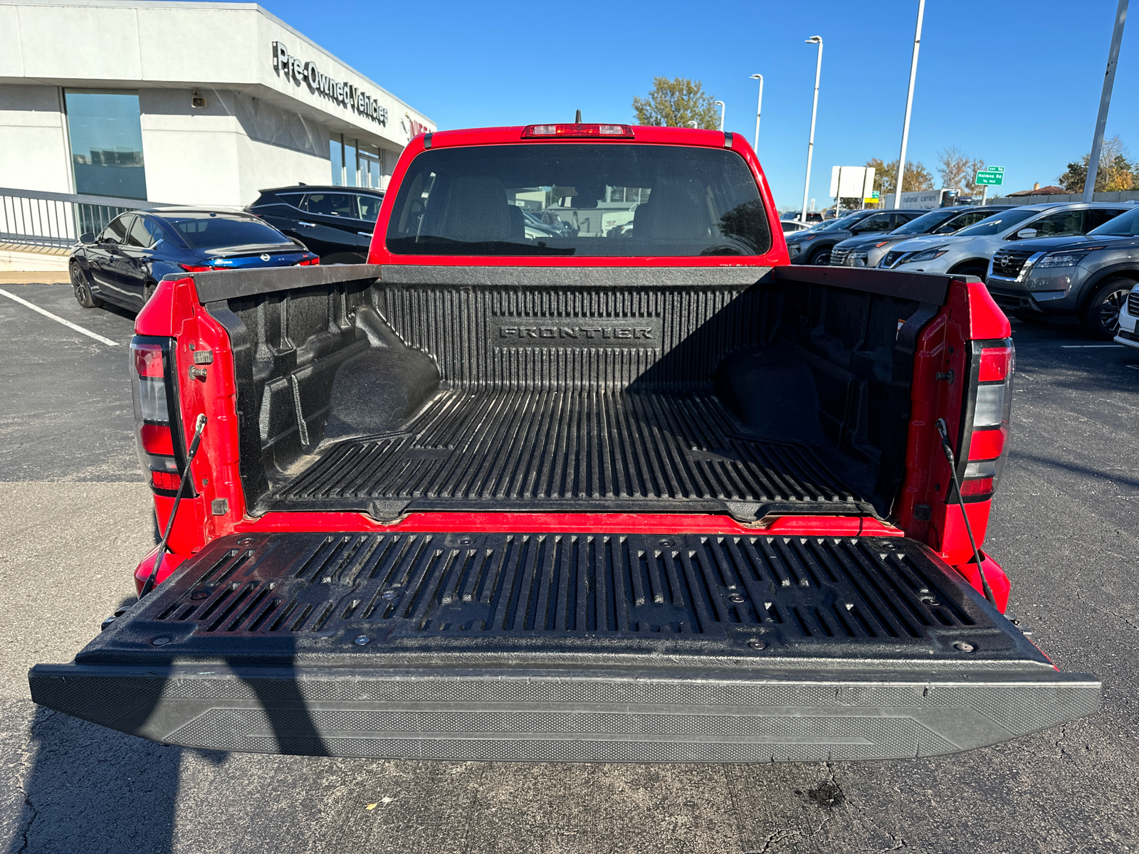 2023 Nissan Frontier SV 9