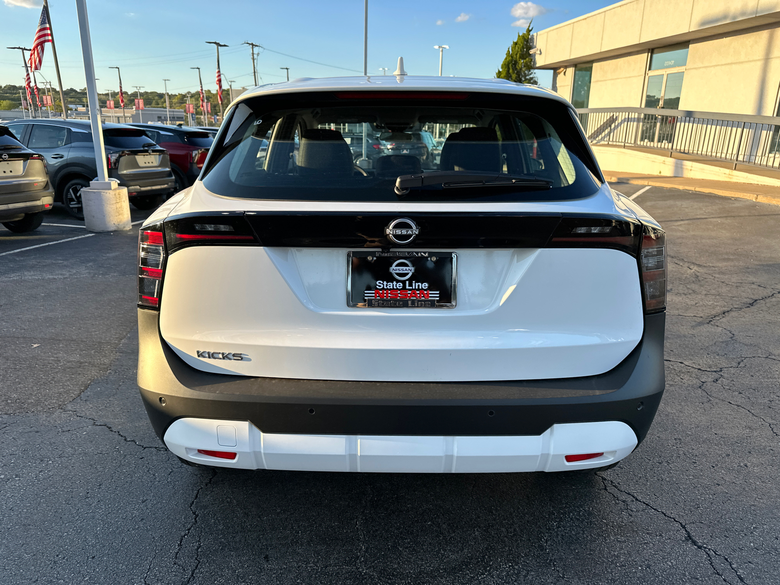 2025 Nissan Kicks S 7