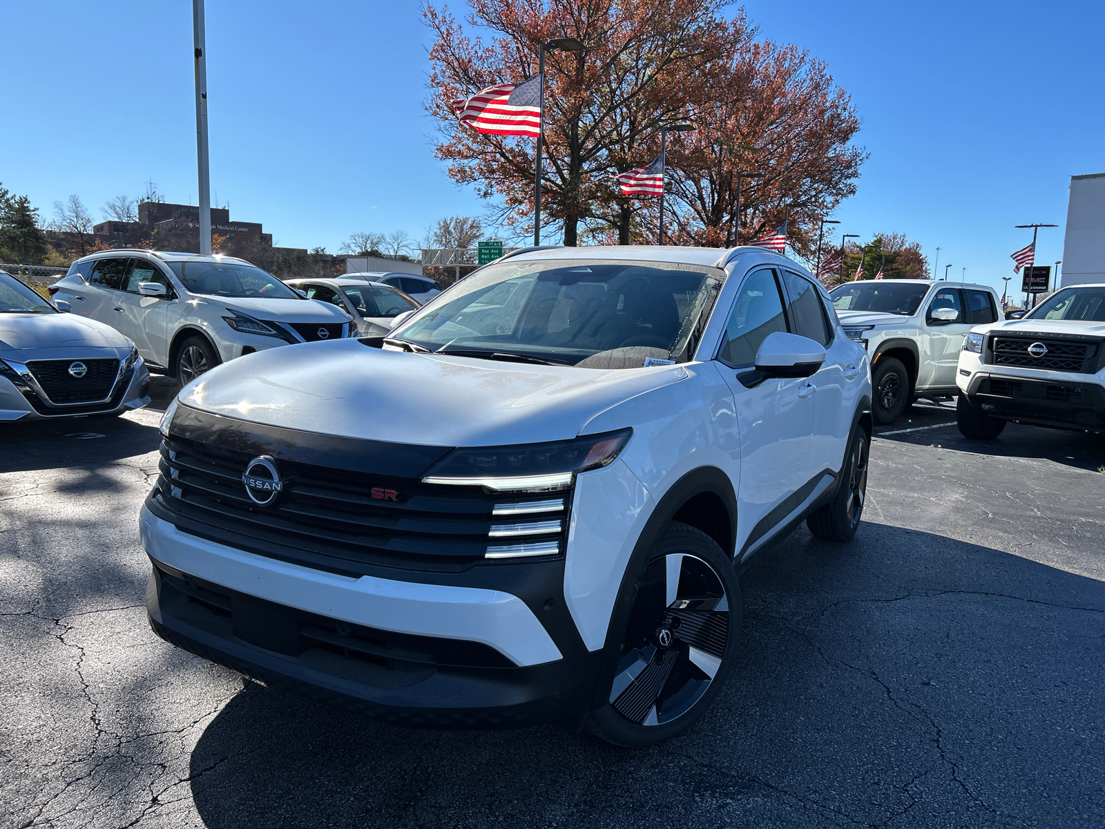 2025 Nissan Kicks SR 2