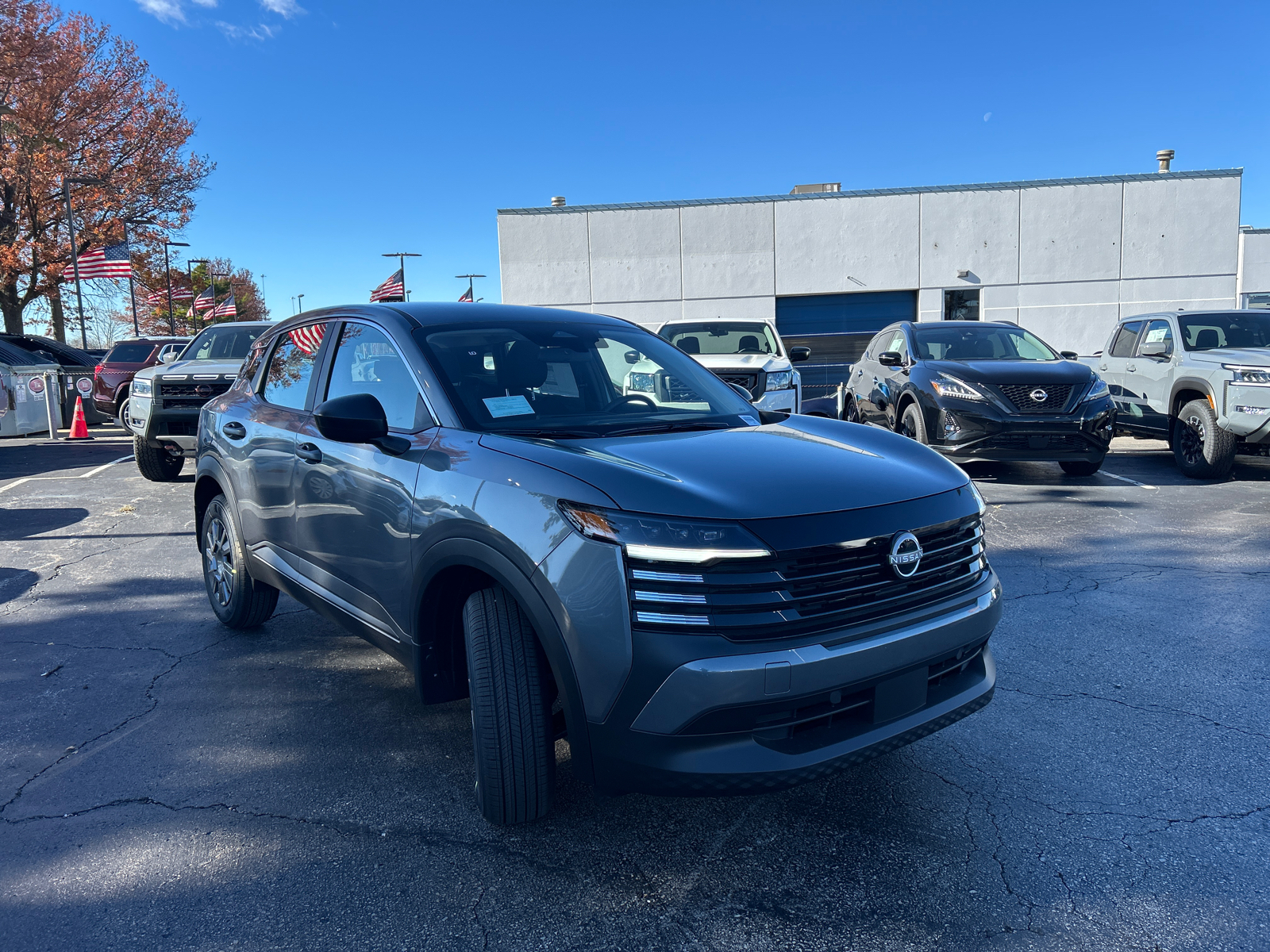 2025 Nissan Kicks S 4