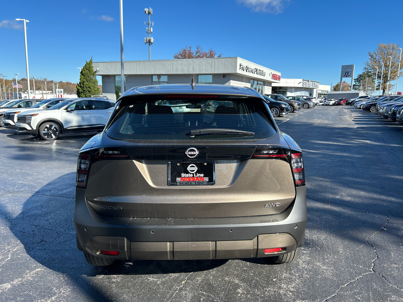 2025 Nissan Kicks S 8