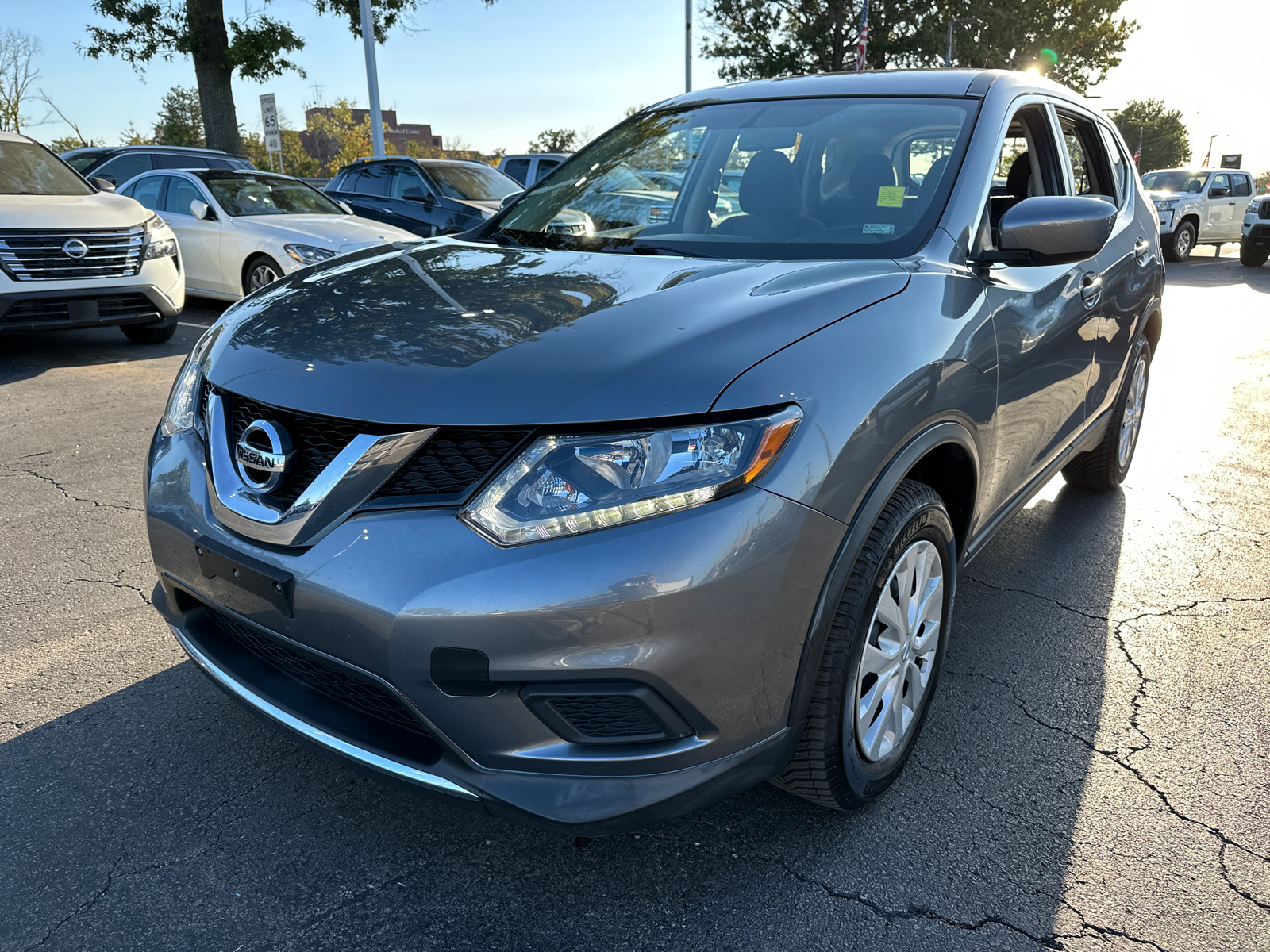 2016 Nissan Rogue S 2