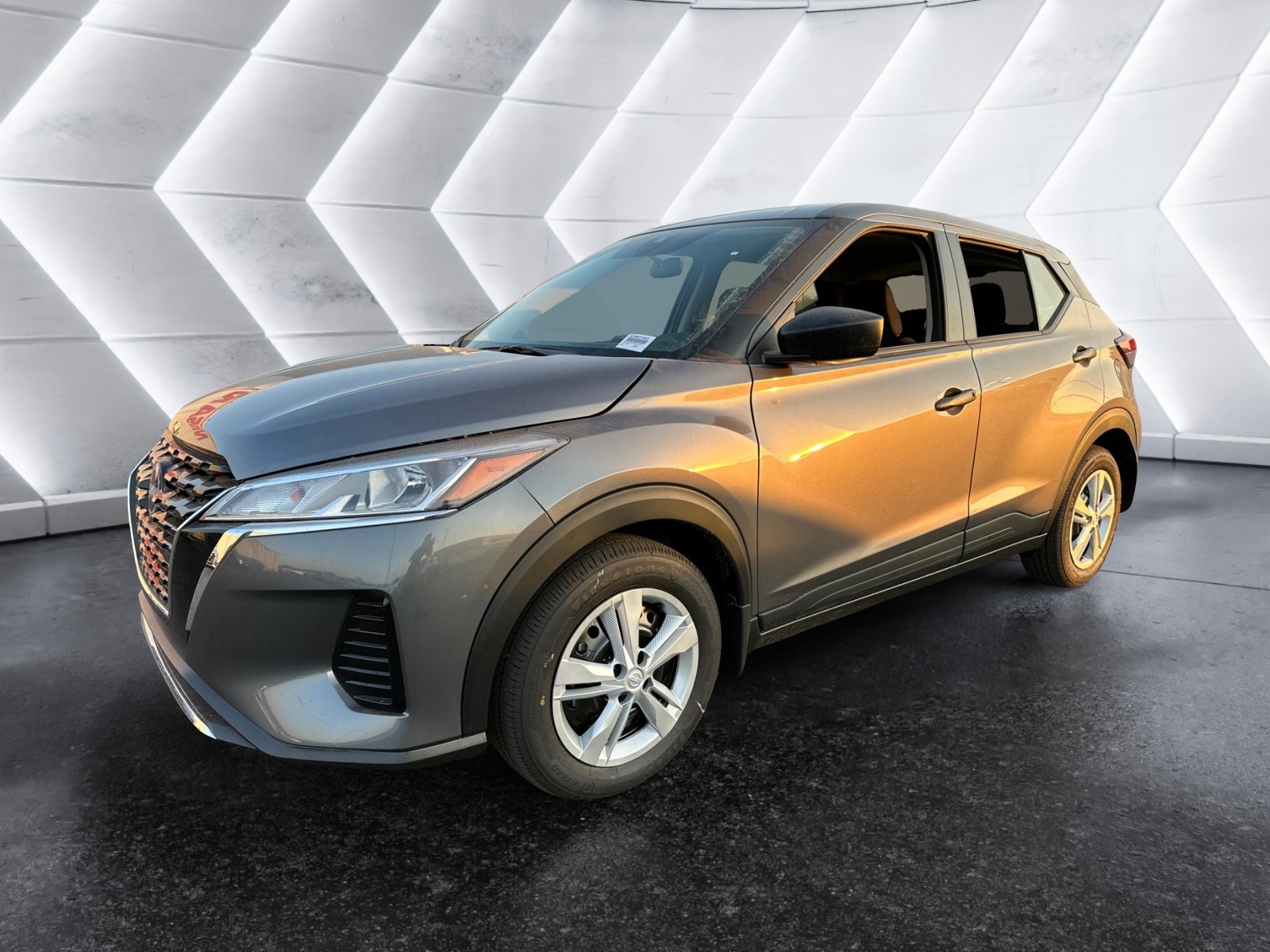 2024 Nissan Kicks S 1