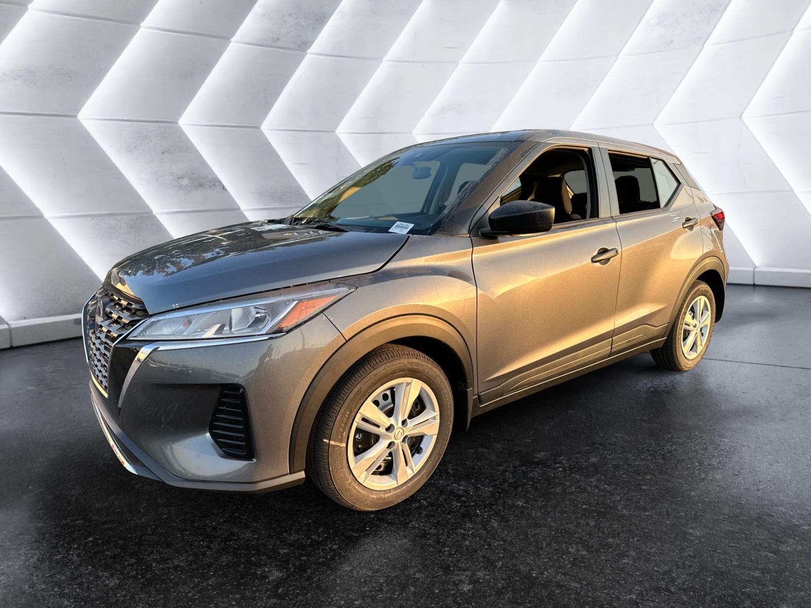 2024 Nissan Kicks S 1