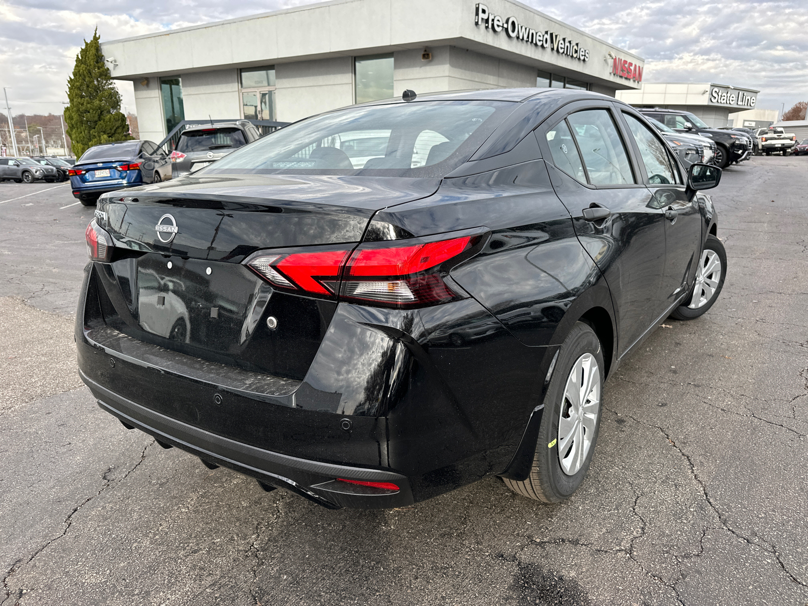 2025 Nissan Versa 1.6 S 7