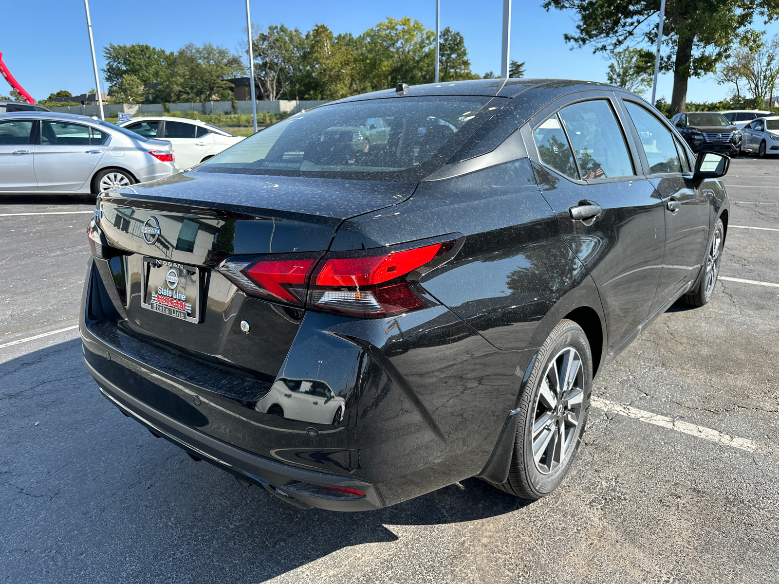 2024 Nissan Versa 1.6 S 6