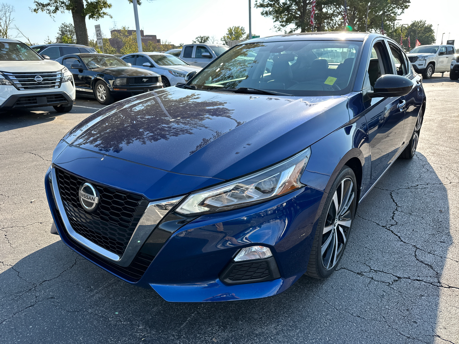 2020 Nissan Altima 2.5 SR 2