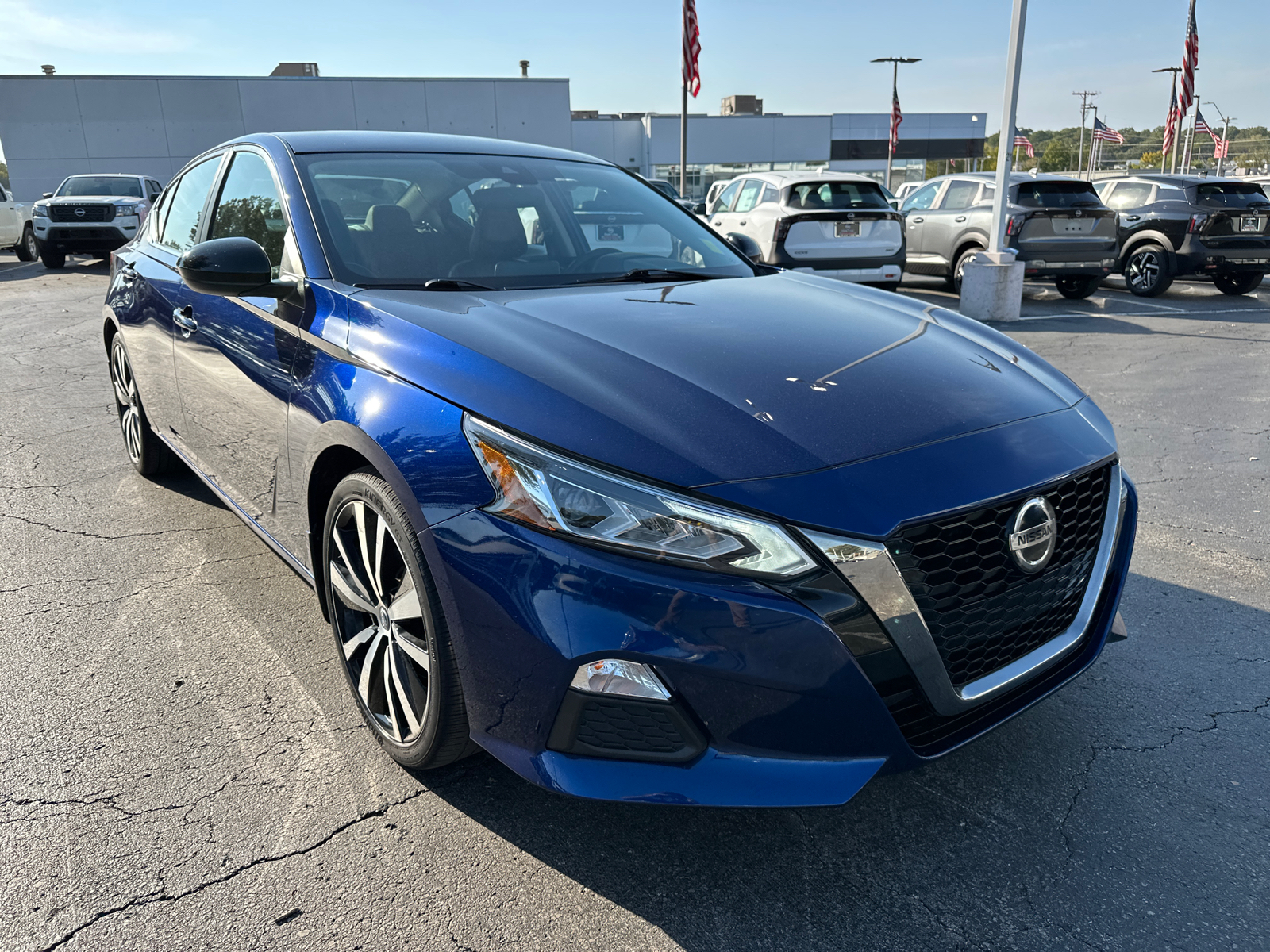 2020 Nissan Altima 2.5 SR 4