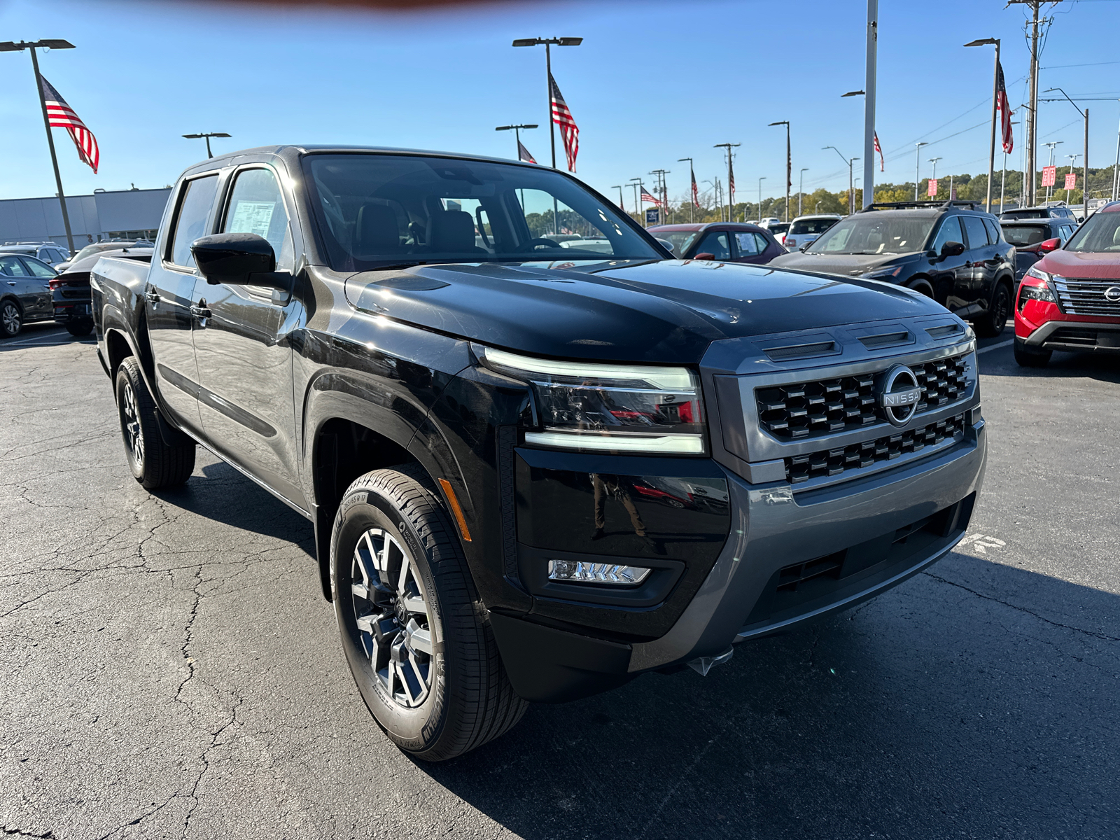 2025 Nissan Frontier SL 4