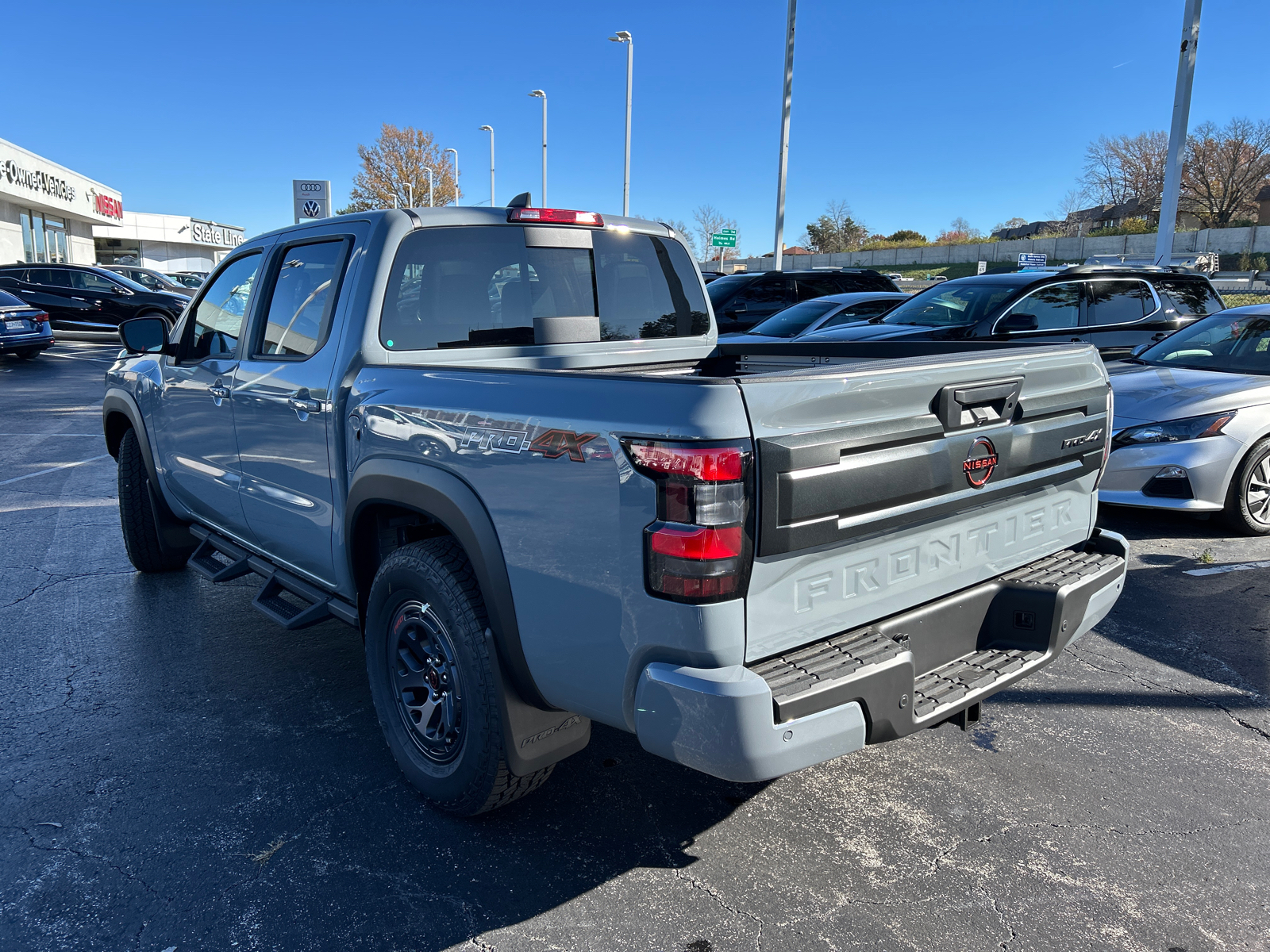 2025 Nissan Frontier PRO-4X 10