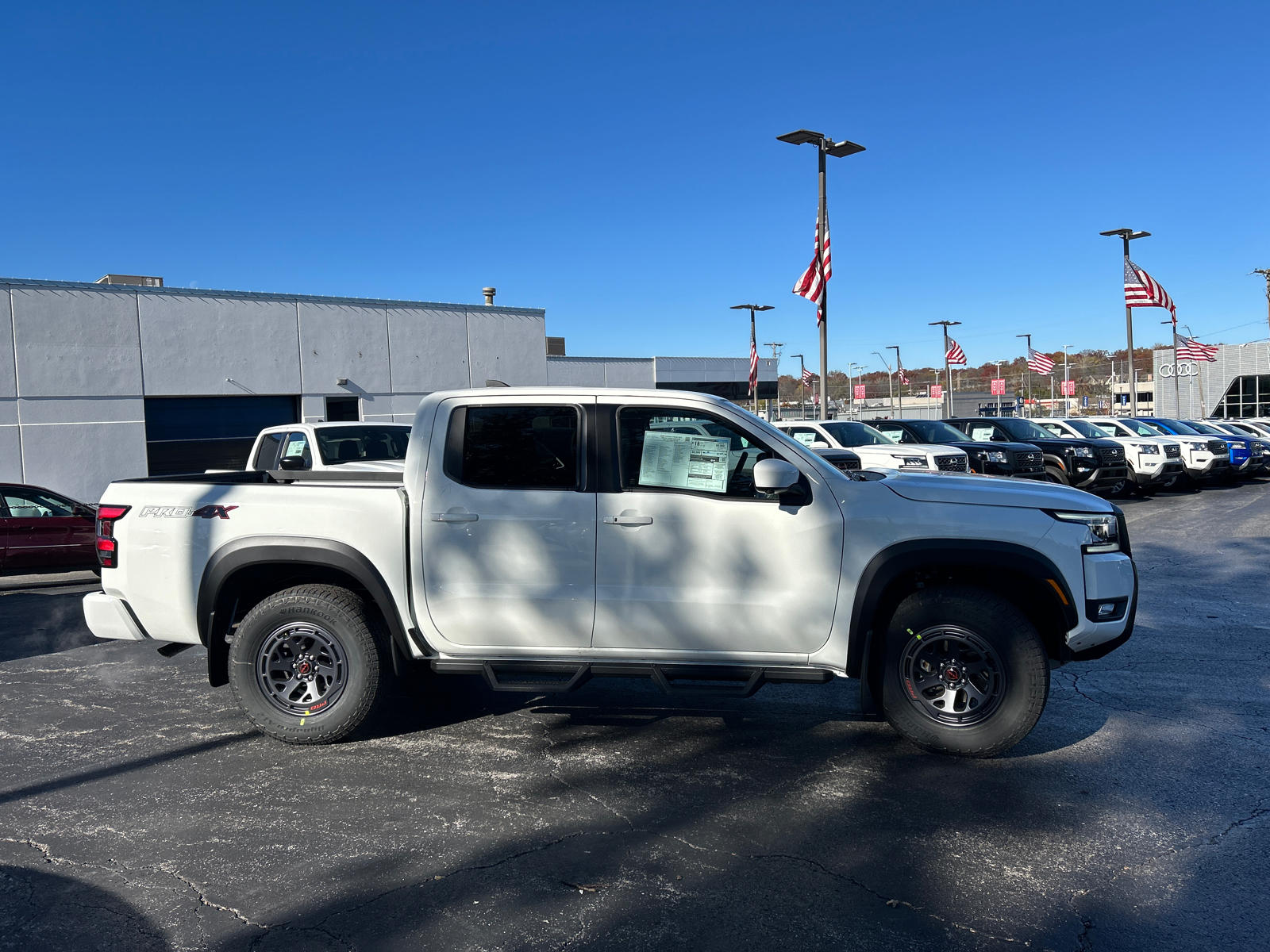 2025 Nissan Frontier PRO-4X 5