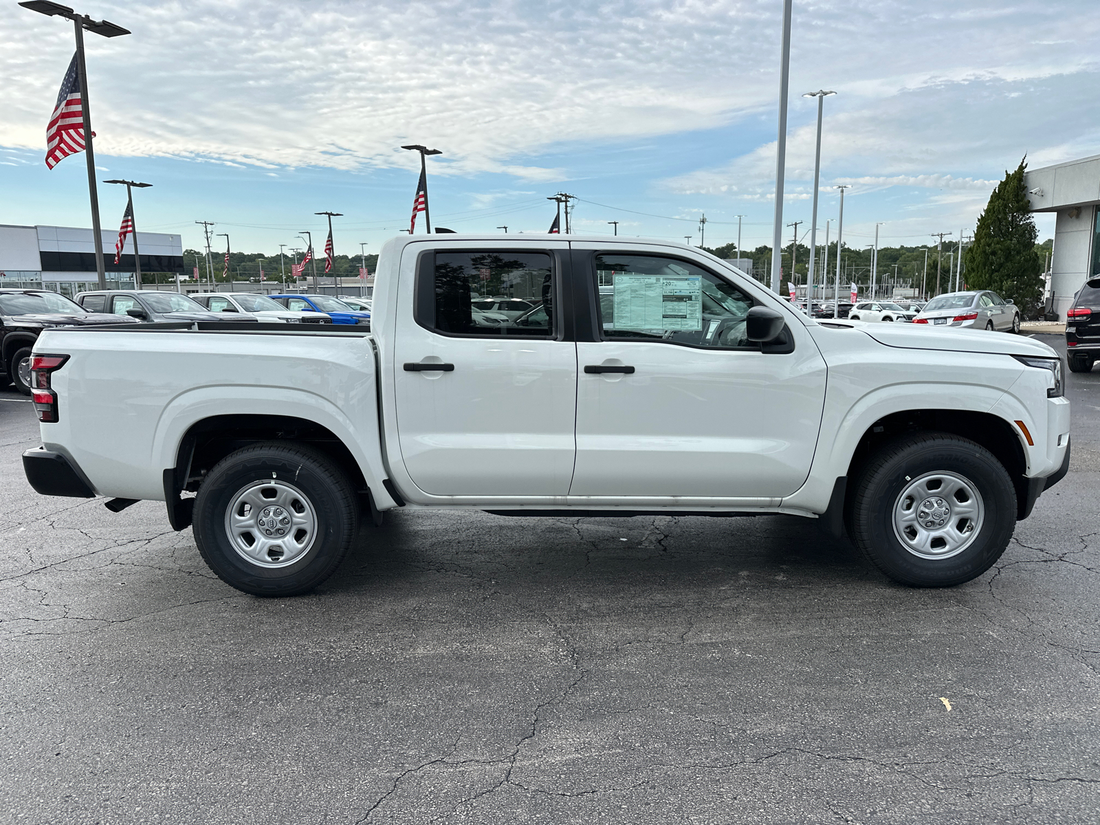 2024 Nissan Frontier S 5