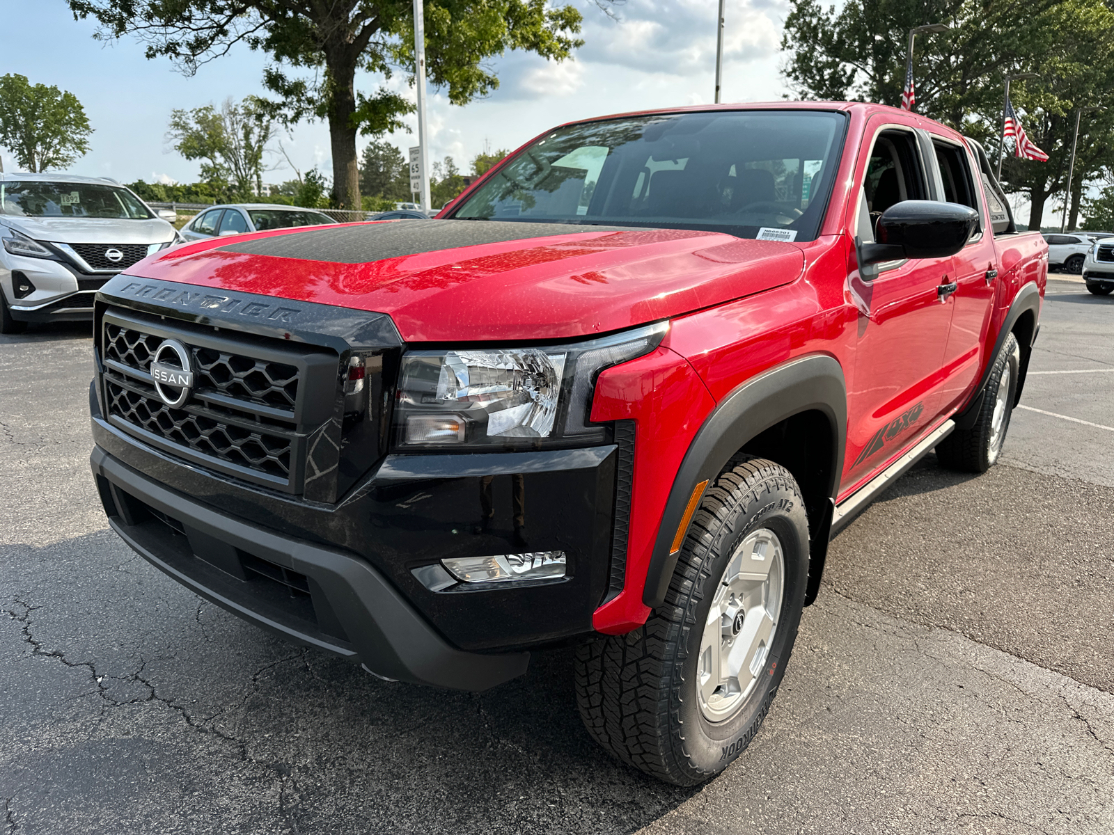 2024 Nissan Frontier SV 2