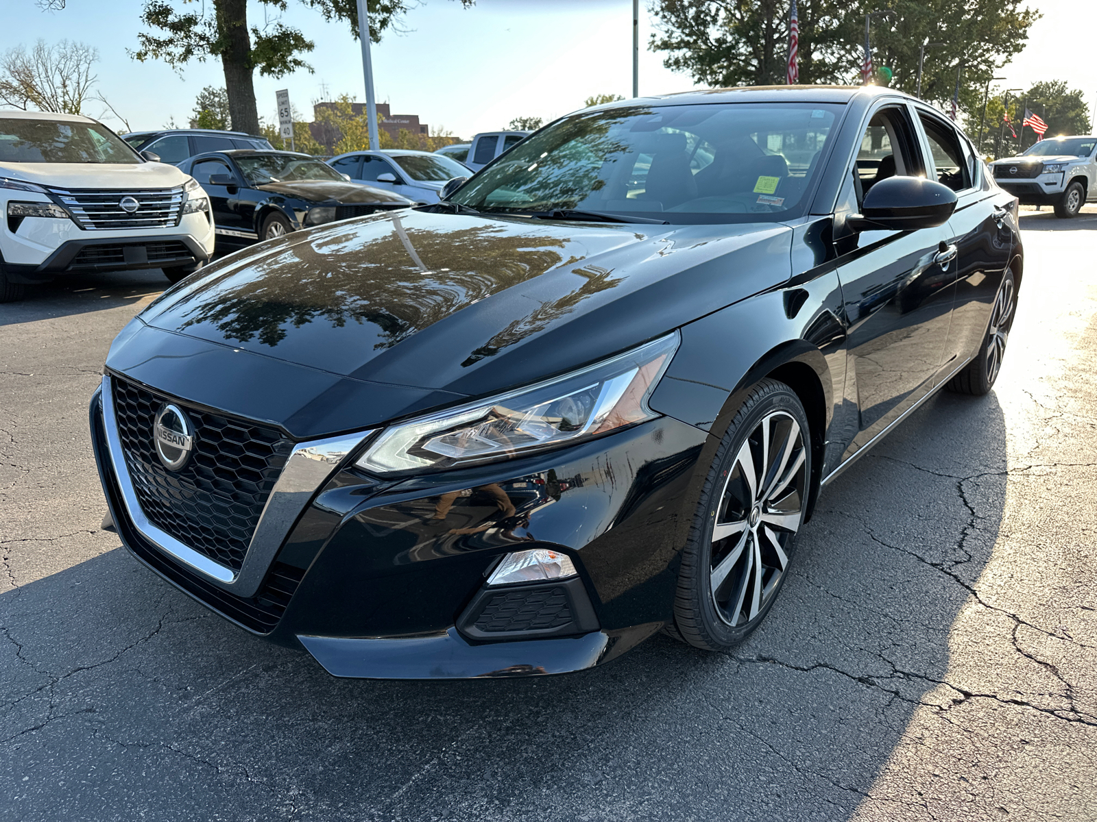 2020 Nissan Altima 2.5 SR 2